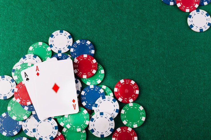 Betting layout and payout structure for Super Sic Bo at ratutogel slot